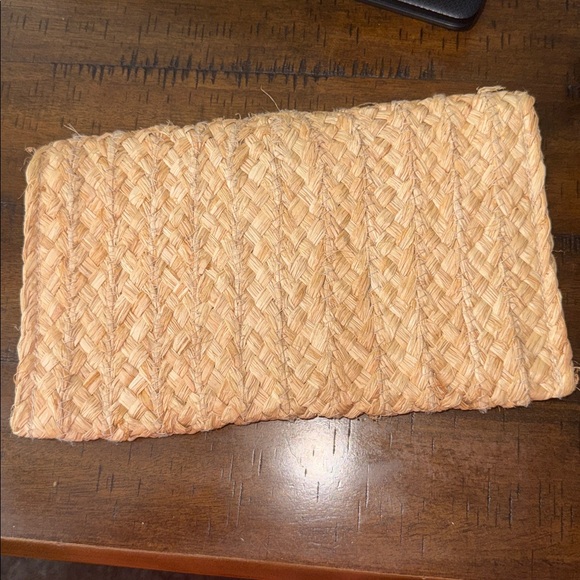 Woven Tan Clutch - Picture 3 of 3